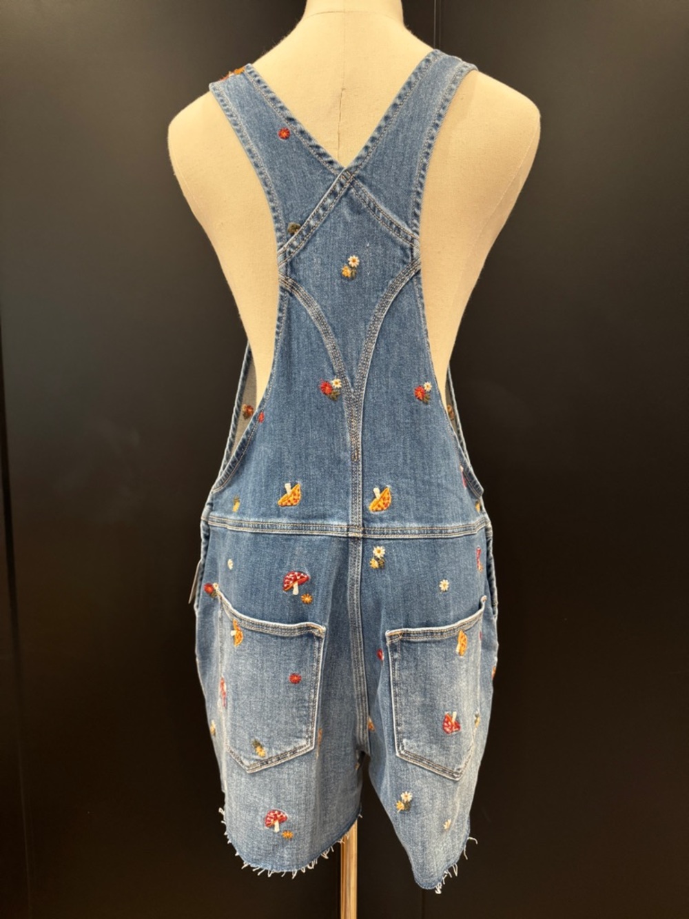 NWT Driftwood Free People Mushroom Flowers Embroidered Overalls Shortalls Medium - Picture 6 of 16